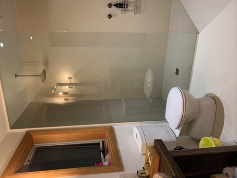 Mannaburne Cabin - Accommodation QLD 2