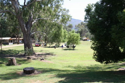 Molesworth Recreation Reserve And Caravan Park - Accommodation QLD 1