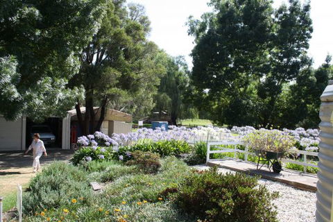 Molesworth Recreation Reserve And Caravan Park - Accommodation QLD 2