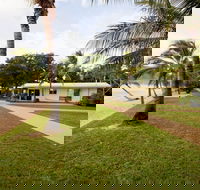 Montes Reef Resort - Accommodation QLD