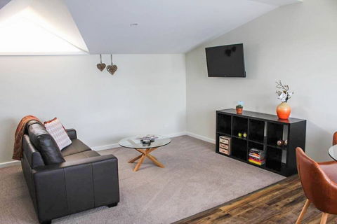 Moose And Mimis Accommodation - Accommodation QLD 3