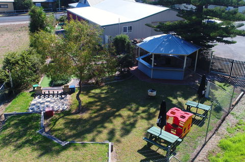 Pemberton Lodge - Accommodation QLD 0