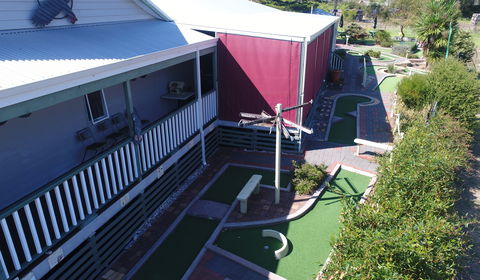 Pemberton Lodge - Accommodation QLD 1
