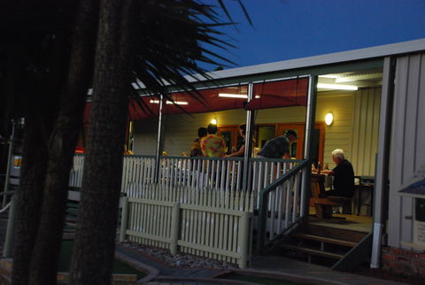 Pemberton Lodge - Accommodation QLD 2