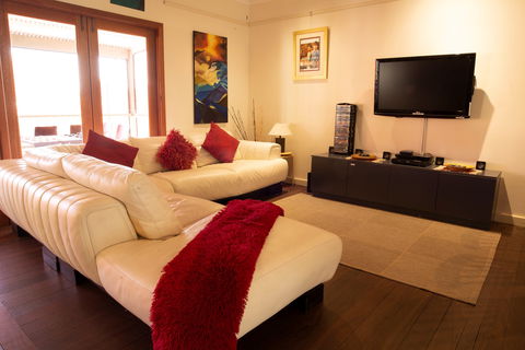 Pemberton Lodge - Accommodation QLD 6