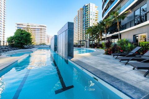 Peppers Broadbeach - Accommodation QLD 2