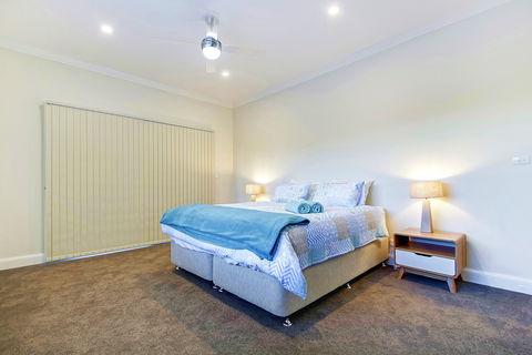 PJ's Hideaway - Accommodation QLD 4