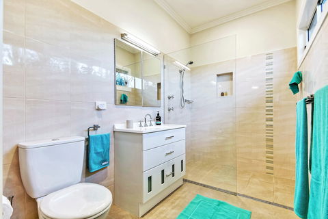 PJ's Hideaway - Accommodation QLD 7