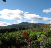 Plovers Ridge Country Retreat - Accommodation QLD