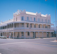 Rose Hotel - Accommodation QLD