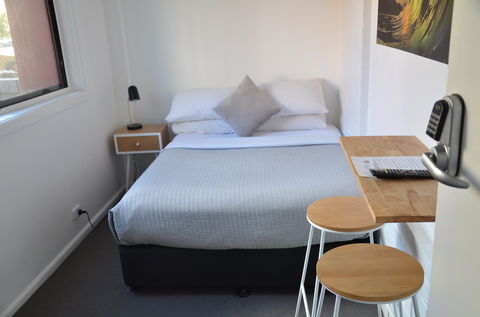 Sandy Bottoms Guesthouse - Accommodation QLD 6