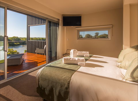 The Frames - Luxury Riverland Accommodation - Accommodation QLD 2