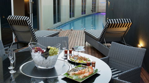 The Frames - Luxury Riverland Accommodation - Accommodation QLD 6