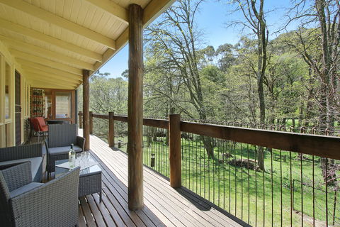 Until - Accommodation QLD 0