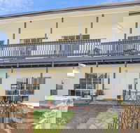 10 Majory street Normanville - Accommodation QLD