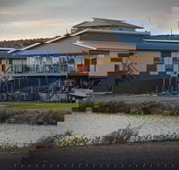 96 Marina Way Mannum Waters - River Shack Rentals - Accommodation QLD