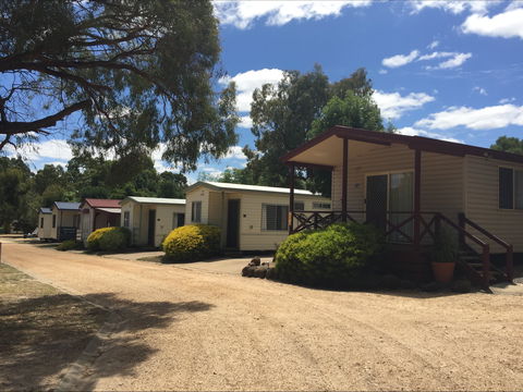 Acacia Caravan Park And Holiday Units - Accommodation QLD 0