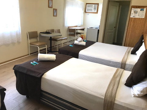 Angel's Rest Motel - Accommodation QLD 0