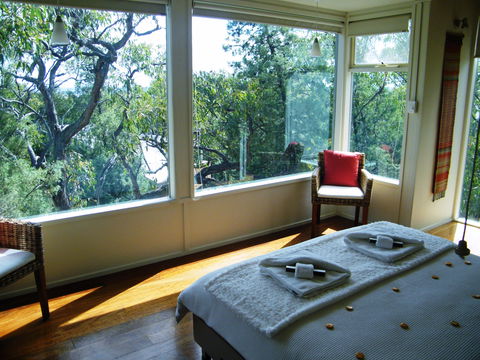 Aquila Eco Lodges - Accommodation QLD 3