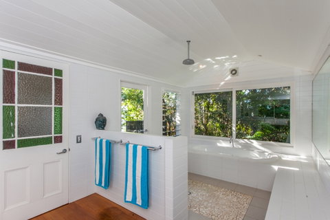 Aria - Accommodation QLD 4