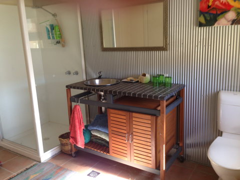 Bibbaringa Shearers Quarters And The WoolShed - Accommodation QLD 2