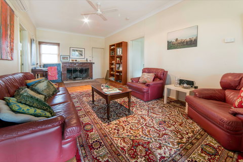 Bibbaringa AirBnB - Accommodation QLD 2