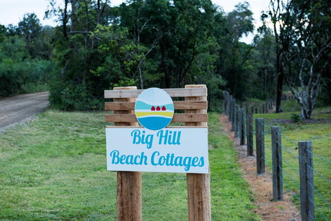 Big Hill Beach Cottages - Accommodation QLD 0