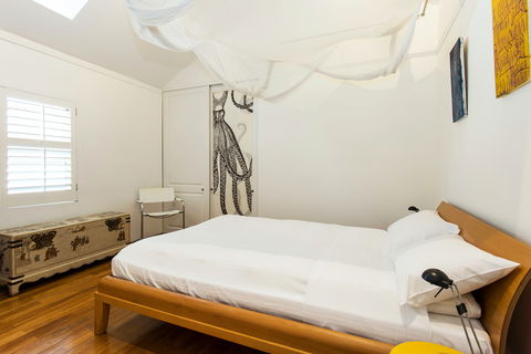 Boutique Apartment Redfern - Accommodation QLD 4