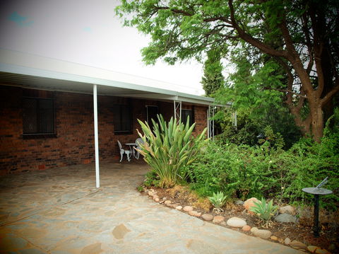 Capon Cottage - Accommodation QLD 2