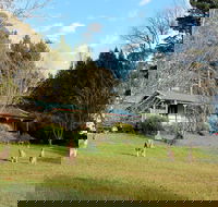 Cedar Lodge Cabins - Accommodation QLD