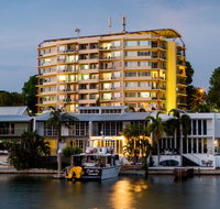 Cullen Bay Resorts - Accommodation QLD