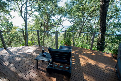 Curious Cottages - Accommodation QLD 3