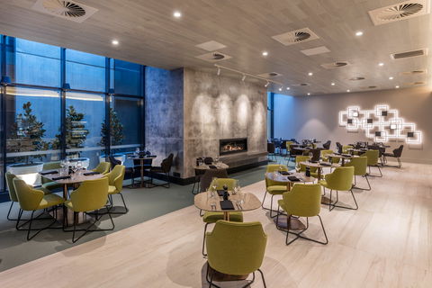 Deco Hotel Canberra - Accommodation QLD 5