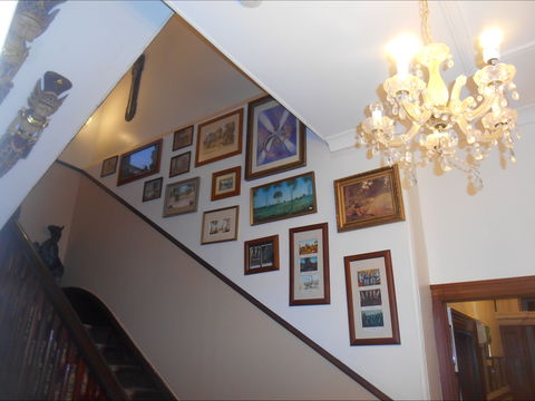 Duke Of Cornwall Inn - Accommodation QLD 2