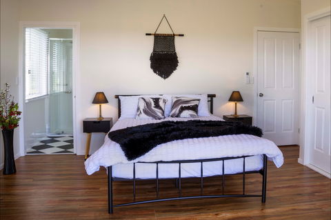 Farringdon Homestead - Accommodation QLD 1