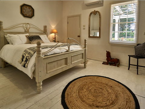 Glenellyn House - Servants Quarters - Accommodation QLD 4