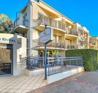 Golden Riviera Beach Resort - Accommodation QLD