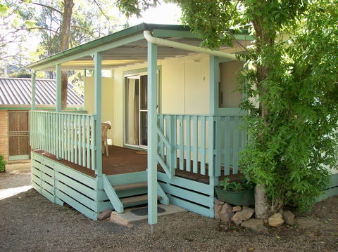 Goughs Bay Holiday Cottages - Accommodation QLD 0