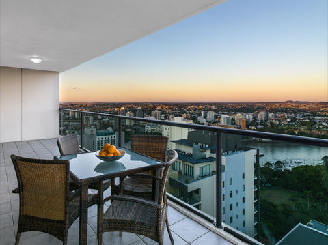 IStay River City Brisbane - Accommodation QLD 0