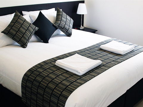 Red Earth Motel - Accommodation QLD 1