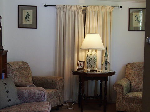 Settlers Cottage - Accommodation QLD 2