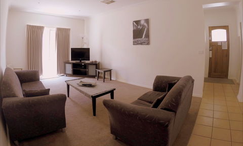 Shamore Apartments - Eleventh Street Mildura - Accommodation QLD 2