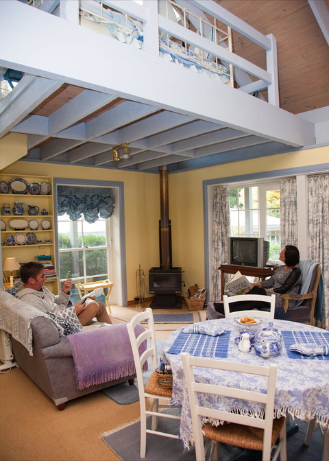 The Studio & The Barn - Accommodation QLD 4