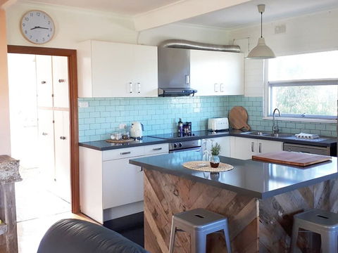 The Lobster - Accommodation QLD 1