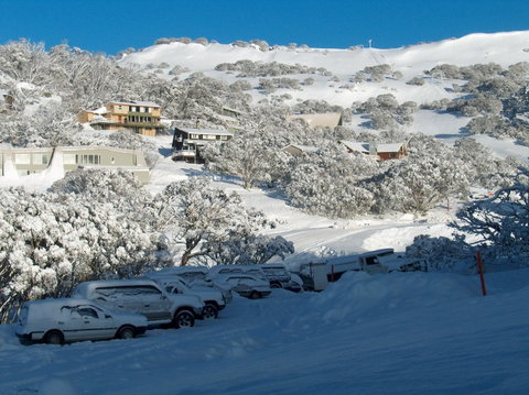 The Lions Lair Lodge - Accommodation QLD 1