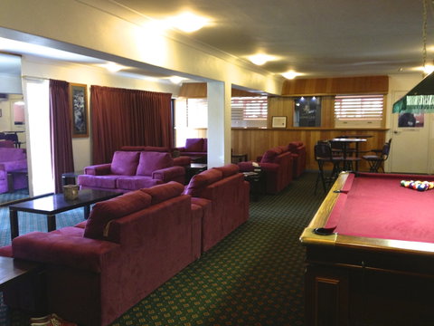 The Lions Lair Lodge - Accommodation QLD 3
