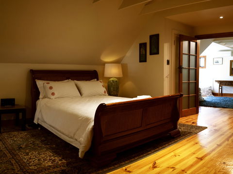 Thiele House Retreat - Accommodation QLD 4