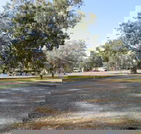 Victory Park Caravan Park - Accommodation QLD