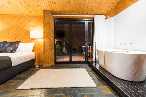 Waterfall Springs Retreat And Wildlife Sanctuary - Accommodation QLD 5