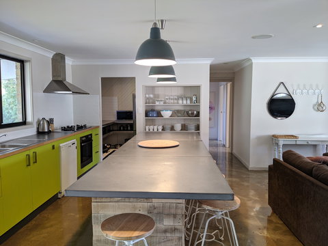 Aloha - Accommodation QLD 2